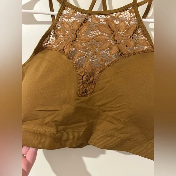 Zenana Plus Size Lace Halter Bralette with double back straps - Picture 6 of 8